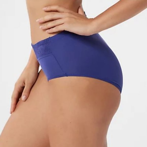 Breezies S/3 Lace Essentials Hi-Cut Brief Panties - Picture 4 of 4